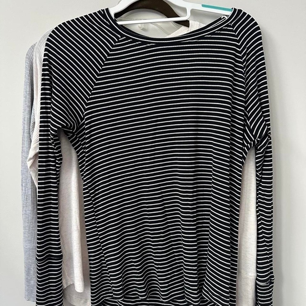 Lot of 3  Tops OFFLINE By Aerie Ribbed Raglan Long Sleeve T-Shirts Small
